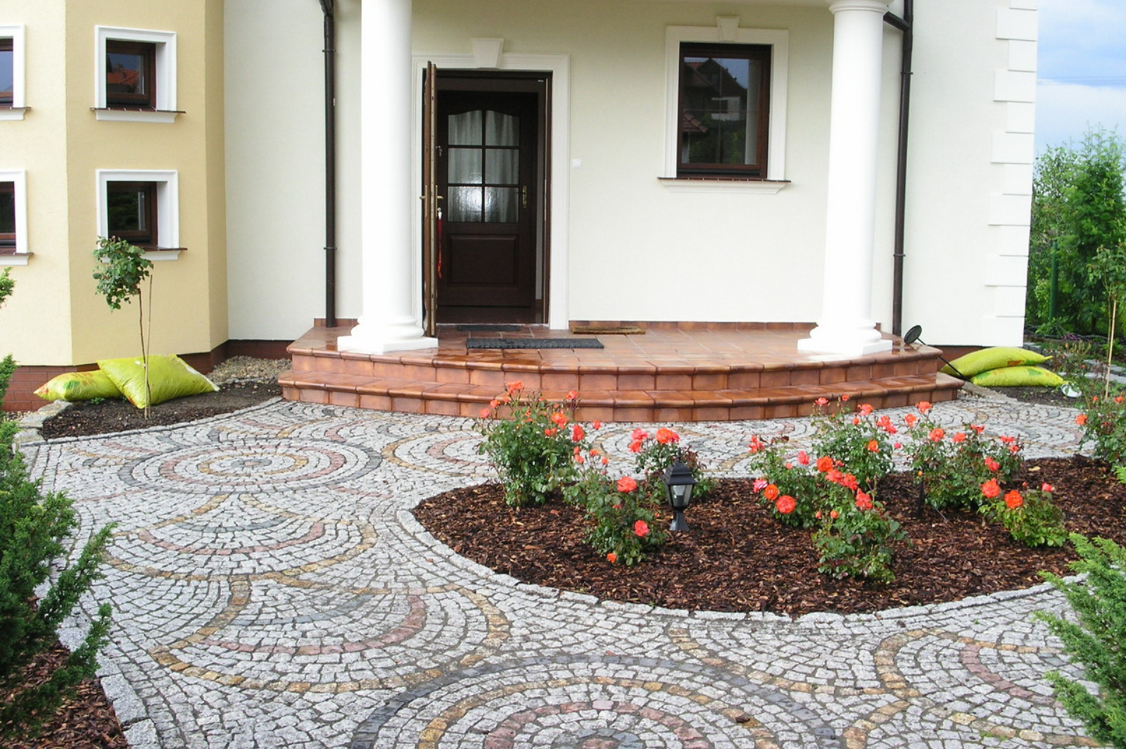 Decorative paving pattern detail